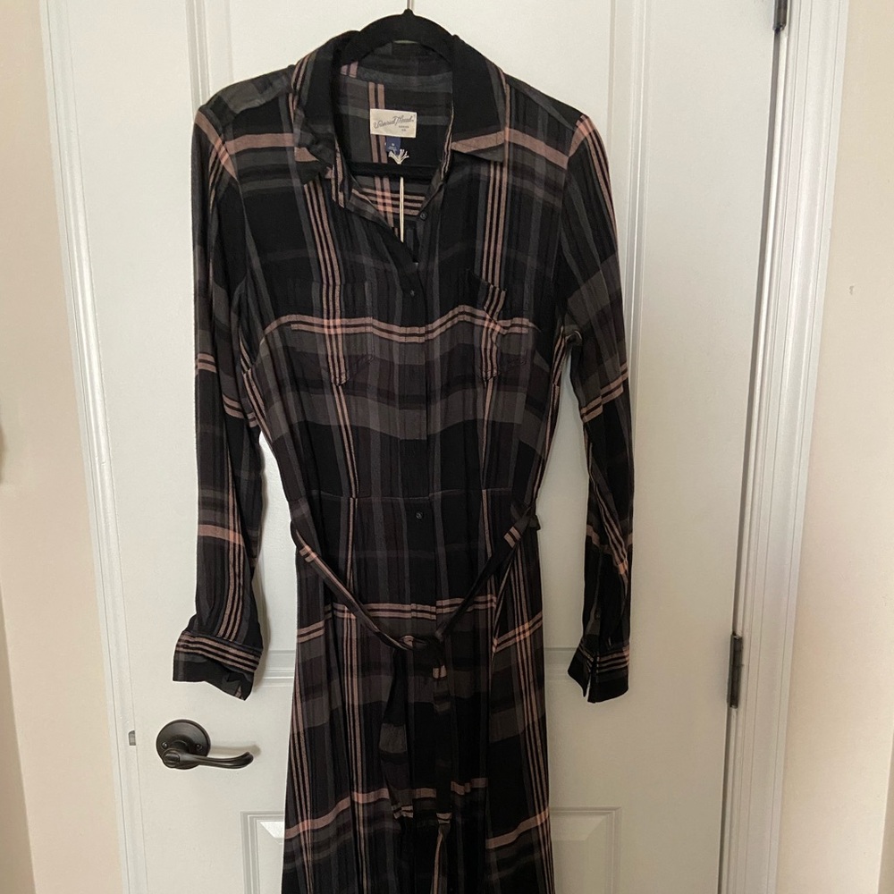 Plaid Knee-Length Buttoned Dress universal thread M nwt